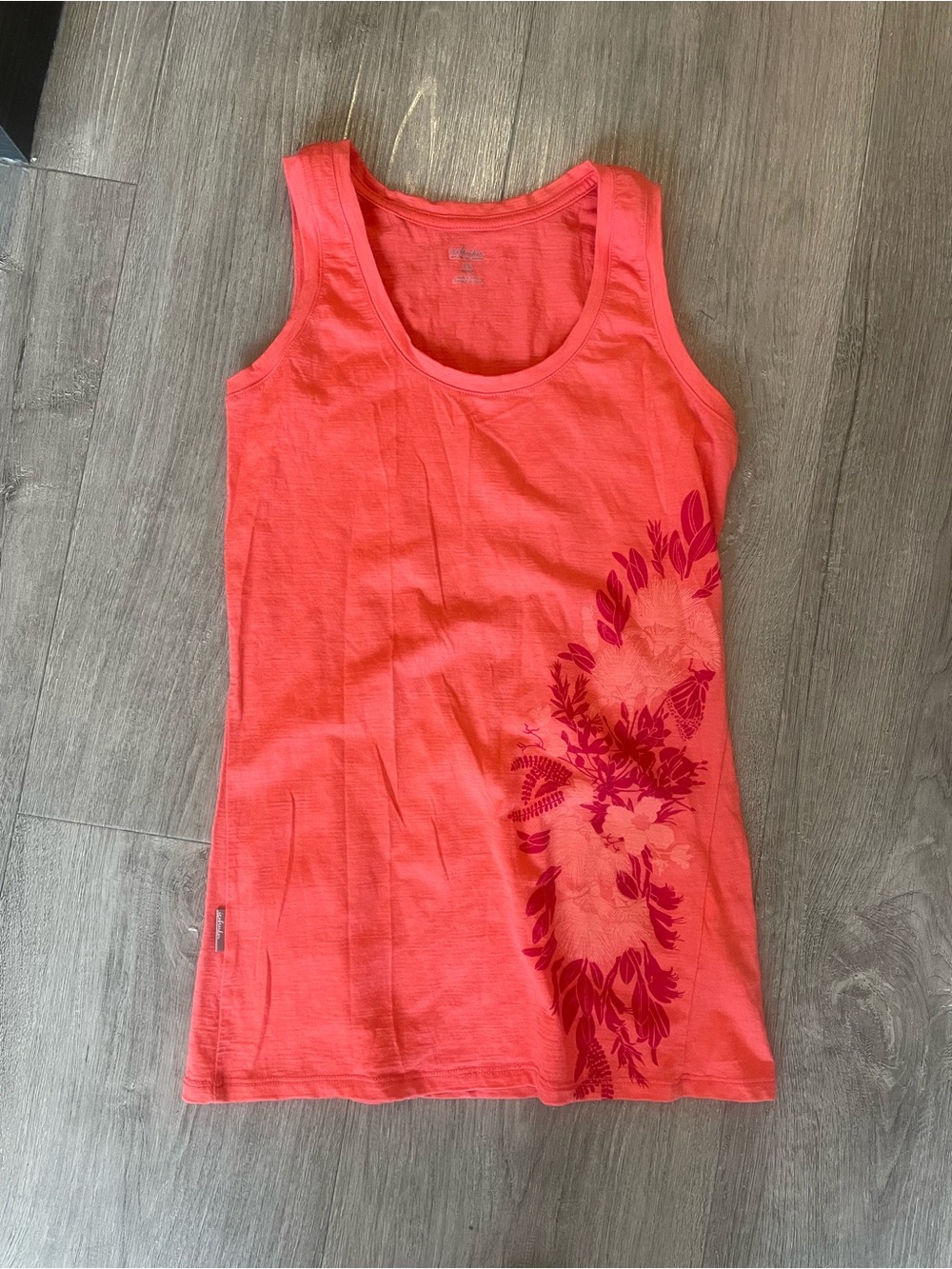Icebreaker Coral Tank Top with Magenta Floral Print